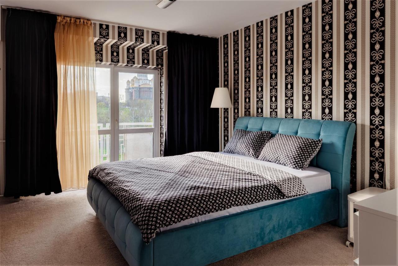 Parliament Marriott Unirii Square 5 Bedrooms Luxury Apartment Old Town Bucharest Exterior photo
